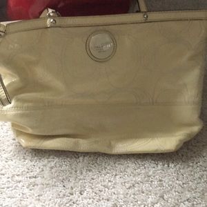 Hand bag